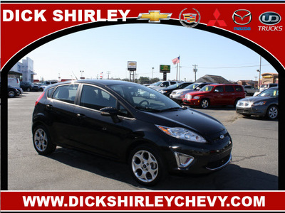 ford fiesta 2011 black hatchback ses gasoline 4 cylinders front wheel drive automatic 27215