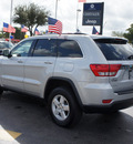 jeep grand cherokee 2011 suv gasoline 6 cylinders 2 wheel drive 5 speed automatic 33021