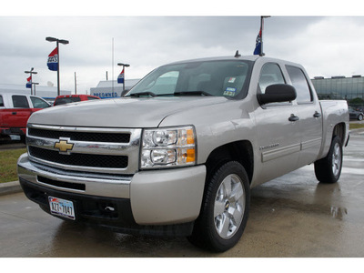 chevrolet silverado 1500 2009 silver lt gasoline 8 cylinders 2 wheel drive automatic 77090