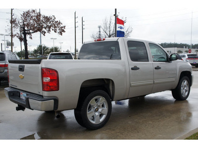 chevrolet silverado 1500 2009 silver lt gasoline 8 cylinders 2 wheel drive automatic 77090