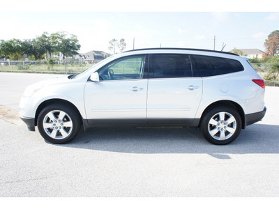 chevrolet traverse 2012 silver suv ltz gasoline 6 cylinders front wheel drive automatic 77090