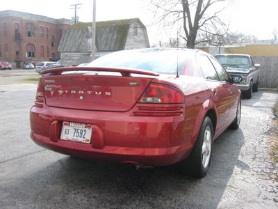 dodge stratus 2004 red sedan sxt gasoline 4 cylinders dohc front wheel drive automatic 45840