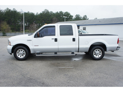 ford f 250 super duty 2005 white xlt diesel 8 cylinders rear wheel drive automatic 77388