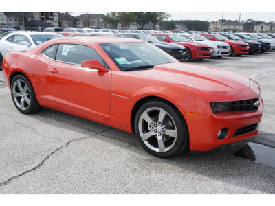 chevrolet camaro 2012 orange coupe gasoline 6 cylinders rear wheel drive 6 spd auto onstar,1 yr safe and snd 77090