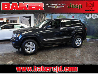 jeep grand cherokee 2012 gray suv laredo x gasoline 8 cylinders 4 wheel drive automatic with overdrive 08844