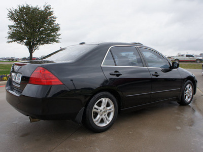 honda accord 2006 black sedan ex w leather gasoline 4 cylinders front wheel drive automatic 76018