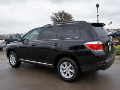 toyota highlander 2011 black suv gasoline 6 cylinders front wheel drive automatic 76018