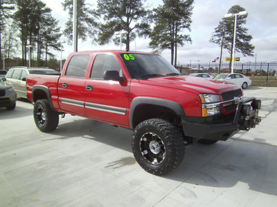 chevrolet silverado 1500 2005 red z71 gasoline 8 cylinders 4 wheel drive automatic 75503