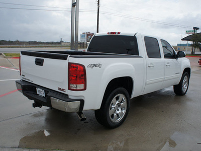 gmc sierra 1500 2011 white slt flex fuel 8 cylinders 4 wheel drive automatic 76087