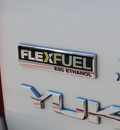 gmc yukon xl 2008 white suv slt flex fuel 8 cylinders 2 wheel drive automatic 76087