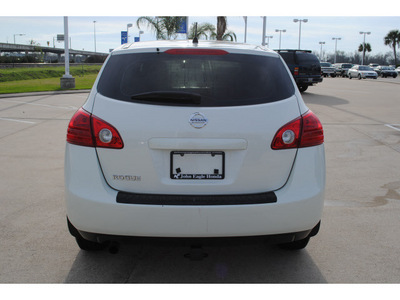 nissan rogue 2008 off white suv s gasoline 4 cylinders front wheel drive automatic with overdrive 77065