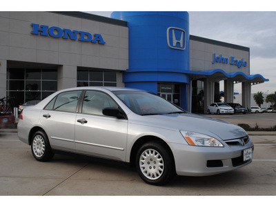 honda accord 2007 silver sedan value package gasoline 4 cylinders front wheel drive automatic 77065