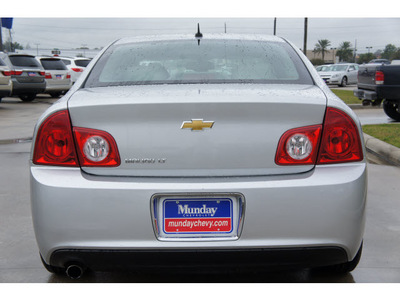 chevrolet malibu 2011 silver sedan lt gasoline 4 cylinders front wheel drive 6 speed automatic 77090