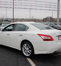 nissan maxima 2011 white sedan 3 5 s gasoline 6 cylinders front wheel drive automatic 46410