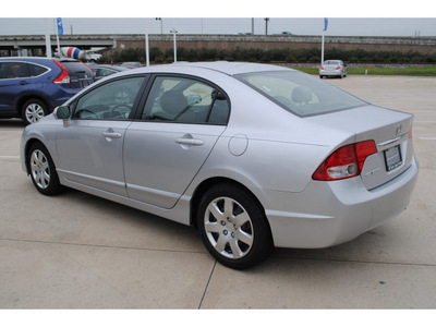 honda civic 2010 silver sedan lx gasoline 4 cylinders front wheel drive automatic 77065