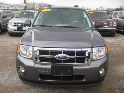 ford escape 2010 dk  gray suv xlt gasoline 4 cylinders front wheel drive automatic 62863