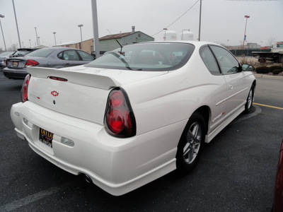 chevrolet monte carlo 2002 white coupe ss gasoline 6 cylinders front wheel drive automatic 60915
