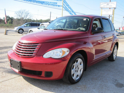 chrysler pt cruiser 2006 dk  red wagon touring gasoline 4 cylinders front wheel drive automatic 77379