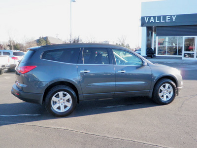 chevrolet traverse 2011 carbon gray lt gasoline 6 cylinders all whee drive automatic 55124