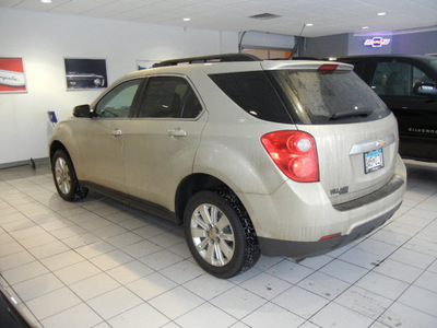 chevrolet equinox 2011 gold suv 2lt gasoline 4 cylinders front wheel drive 6 speed automatic 55391