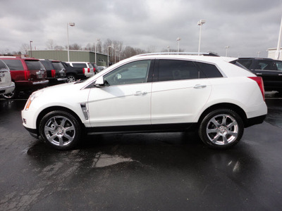 cadillac srx 2012 silver performance collection flex fuel 6 cylinders all whee drive automatic 45036