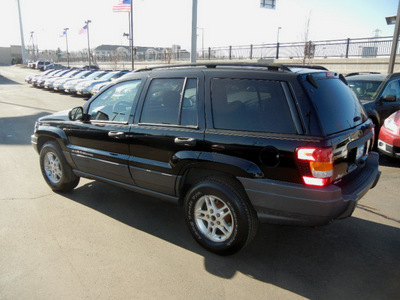 jeep grand cherokee 2002 black suv laredo gasoline 6 cylinders 4 wheel drive automatic 55420