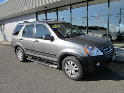honda cr v 2005 gray suv ex gasoline 4 cylinders all whee drive automatic 13502