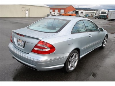 mercedes benz clk class 2005 silver coupe clk500 gasoline 8 cylinders rear wheel drive automatic 98226