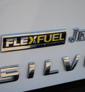chevrolet silverado 1500 2009 white pickup truck lt flex fuel 8 cylinders 2 wheel drive automatic 76087