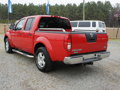 nissan frontier 2005 dk  red se gasoline 6 cylinders rear wheel drive automatic 27569