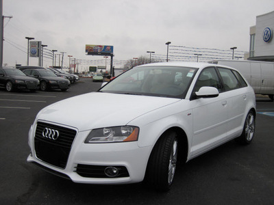 audi a3 2012 white wagon 2 0 tdi premium diesel 4 cylinders front wheel drive 6 speed s tronic 46410