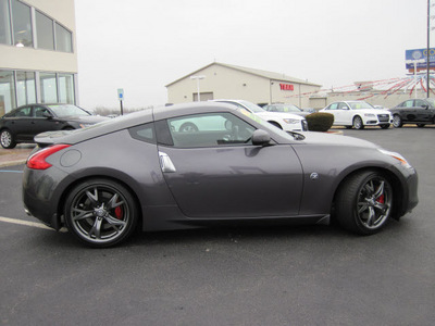 nissan 370z 2010 gray coupe 40th anniversary gasoline 6 cylinders rear wheel drive 6 speed manual 46410