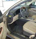 hyundai genesis 2012 beige sedan 4 6l v8 gasoline 8 cylinders rear wheel drive automatic 94010