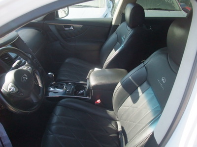 infiniti fx35