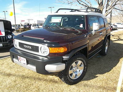 toyota fj cruiser 2007 maroon suv gasoline 6 cylinders 4 wheel drive 5 speed manual 81212