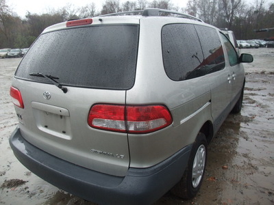 toyota sienna