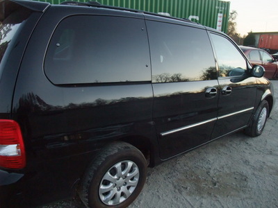 kia sedona