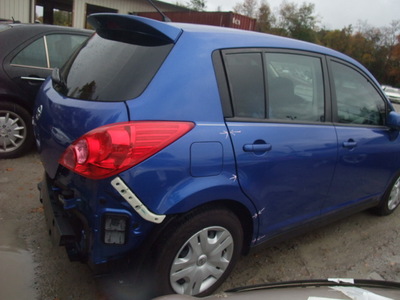 nissan versa