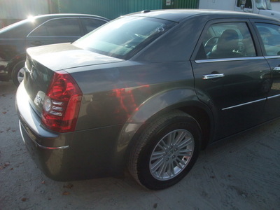 chrysler 300 touring