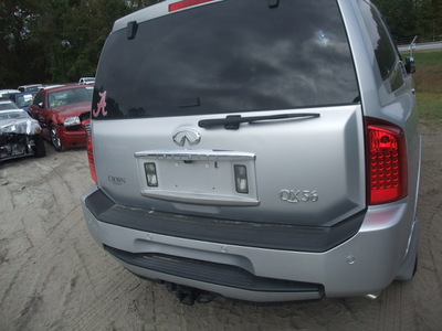 infiniti qx56