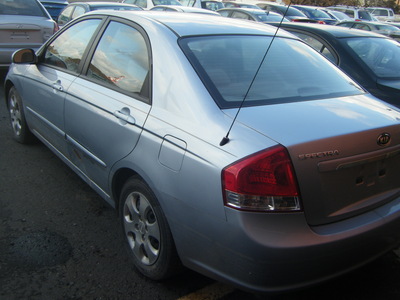 kia spectra