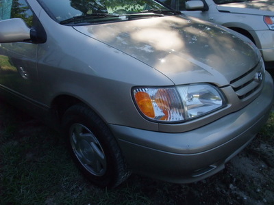 toyota sienna