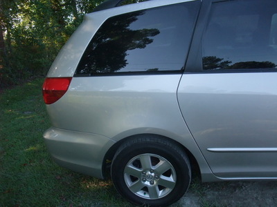 toyota sienna flhtc