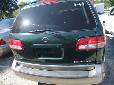 toyota sienna