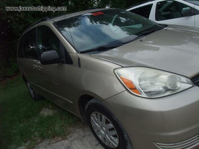 toyota sienna ce le