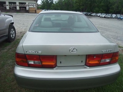 lexus es 300