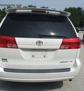 toyota sienna ce le