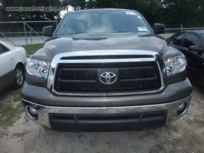 toyota tundra double cab sr5