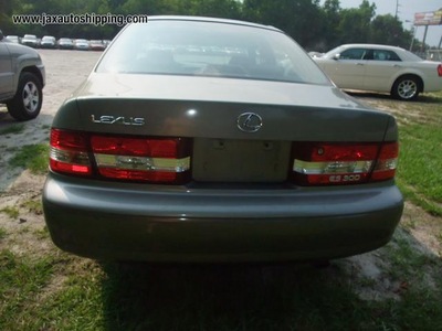 lexus es 300