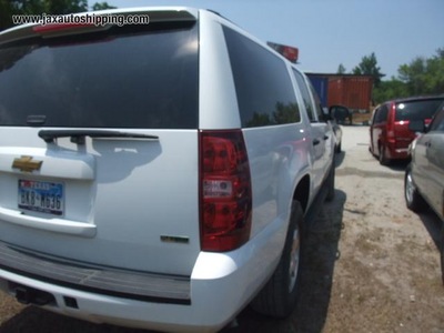 chevrolet c1500 suburban